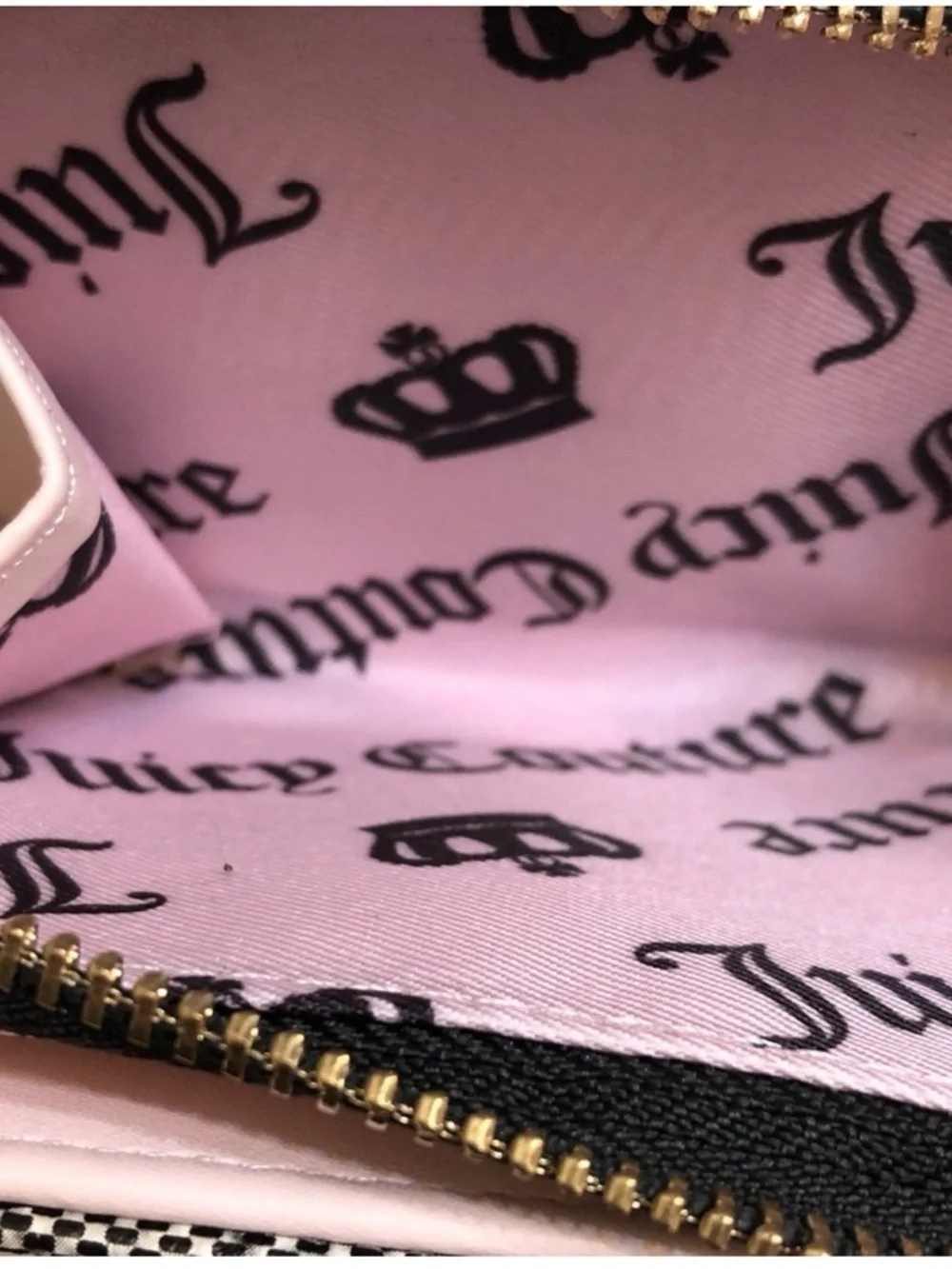 NWT Juicy Couture Black/Gray Wallet with Black Bow and Heart Charm